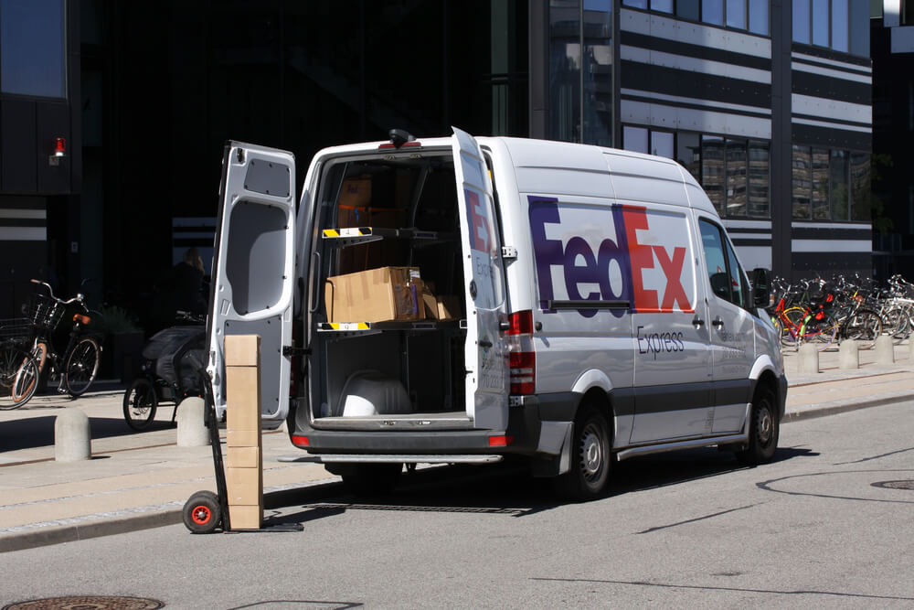 FedEx van
